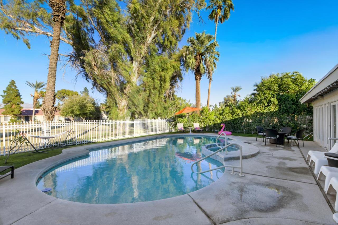 Desert Pool House: Sun, Swim, Sip & Stay Indio Extérieur photo