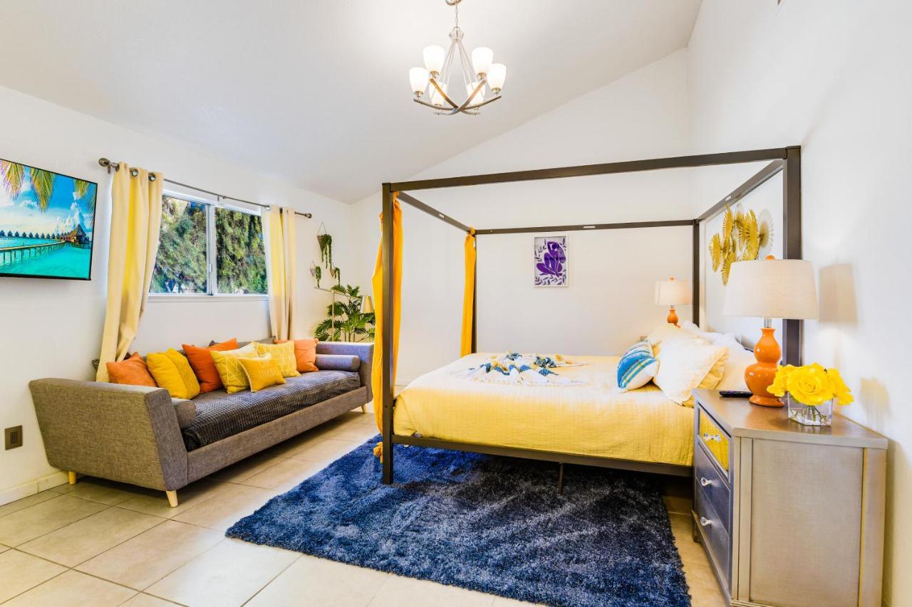 Desert Pool House: Sun, Swim, Sip & Stay Indio Extérieur photo