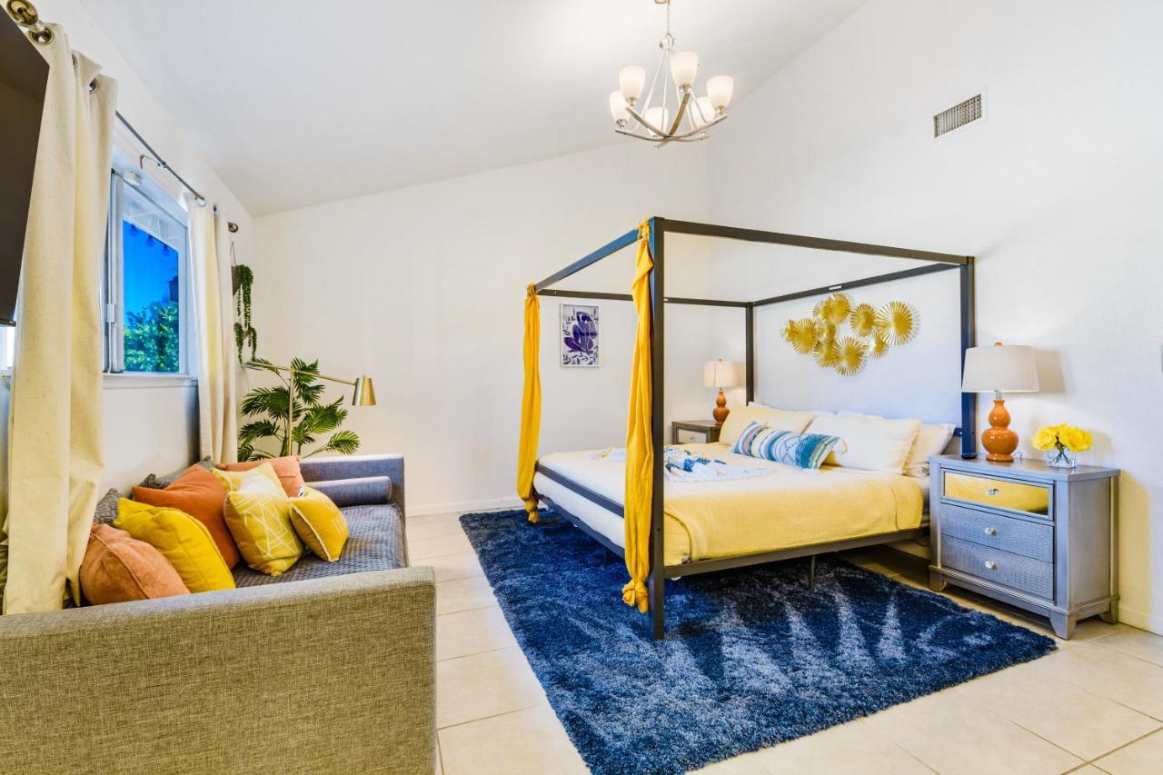 Desert Pool House: Sun, Swim, Sip & Stay Indio Extérieur photo